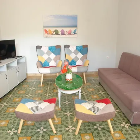 Semesterbostad Dimitris House